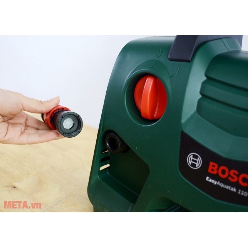 MÁY RỬA XE BOSCH EASY AQUATAK 110