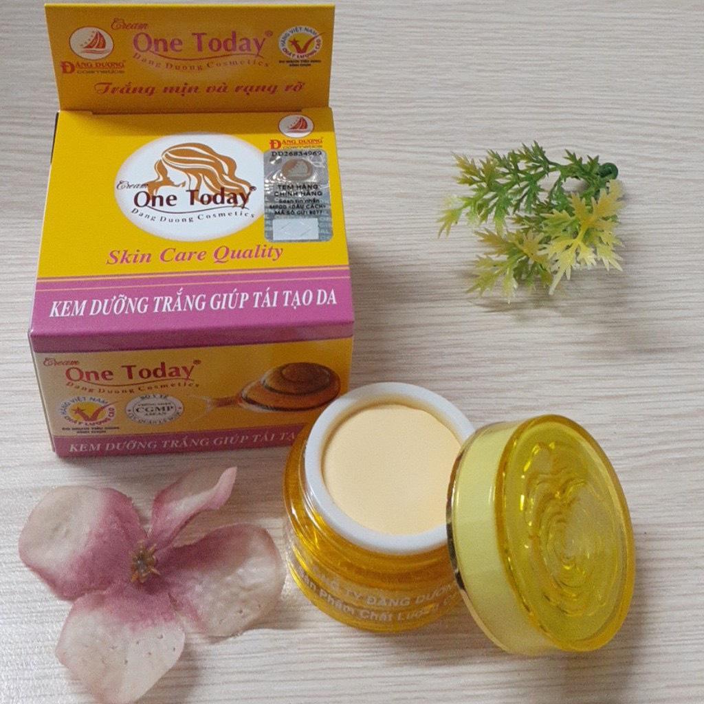 KEM DƯỠNG TRẮNG DA MỜ CÁC DẦU HIỆU LÃO HÓA (TÁI TẠO DA ) ONE TODAY 9G