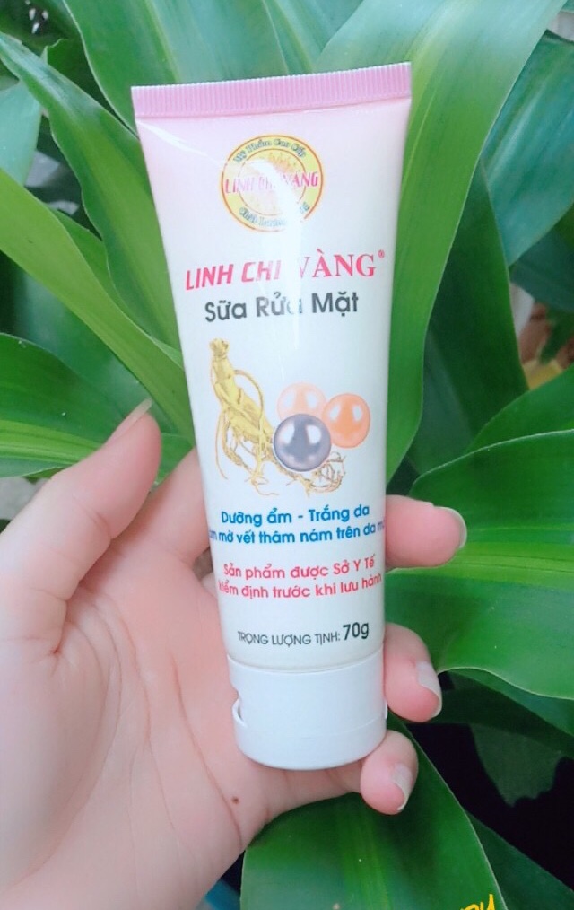 Sữa rửa mặt Linh Chi Vàng collagen