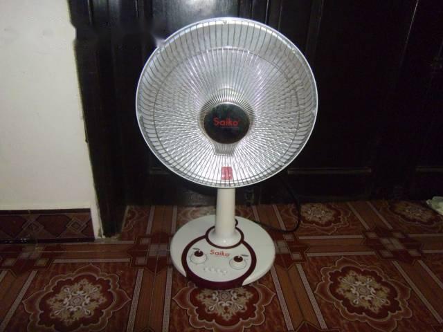Quạt sưởi Saiko HF-900H (Trắng)