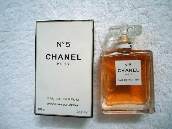 NƯỚC HOA NO 5 PARIS vàng