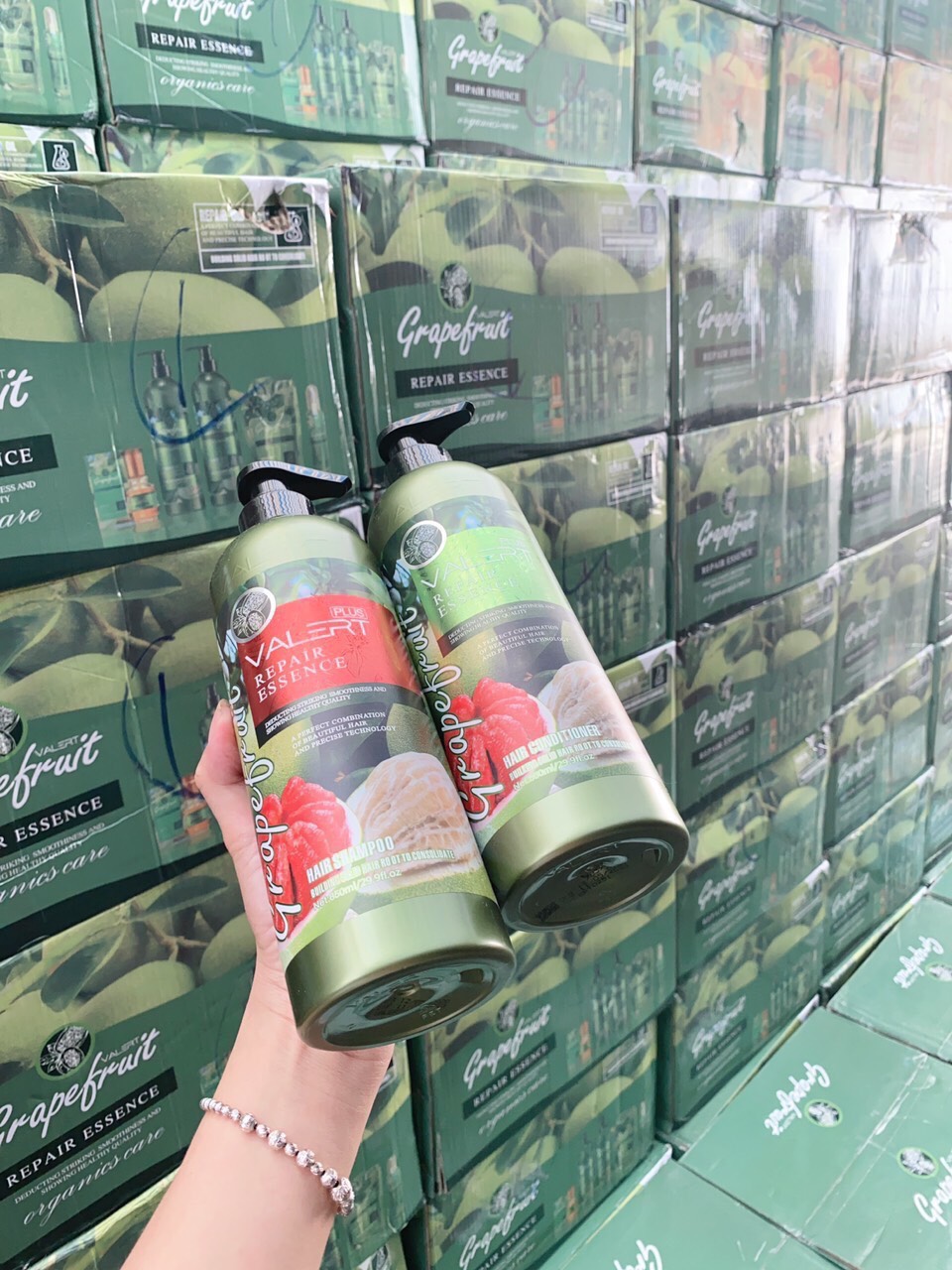 Cặp dầu gội xả bưởi kích mọc tóc Grapefruit.