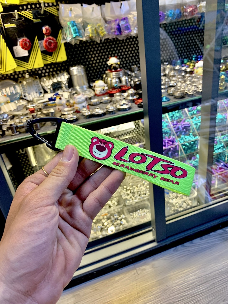 Móc Khóa Gấu Dâu - Móc khoá dây Lotso