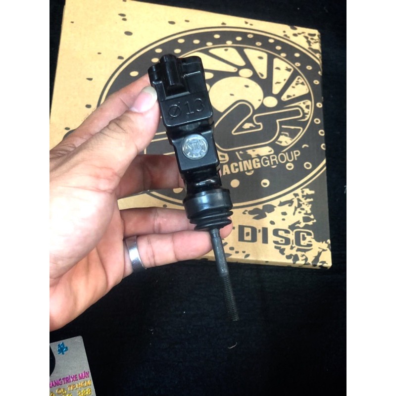 Bơm Đạp Brembo CNC