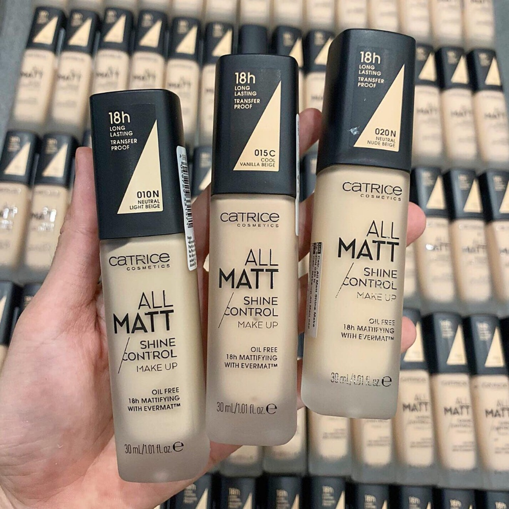 Kem Nền Kiềm Dầu Catrice All Matt Plus 18h Mỏng Mịn 30ml