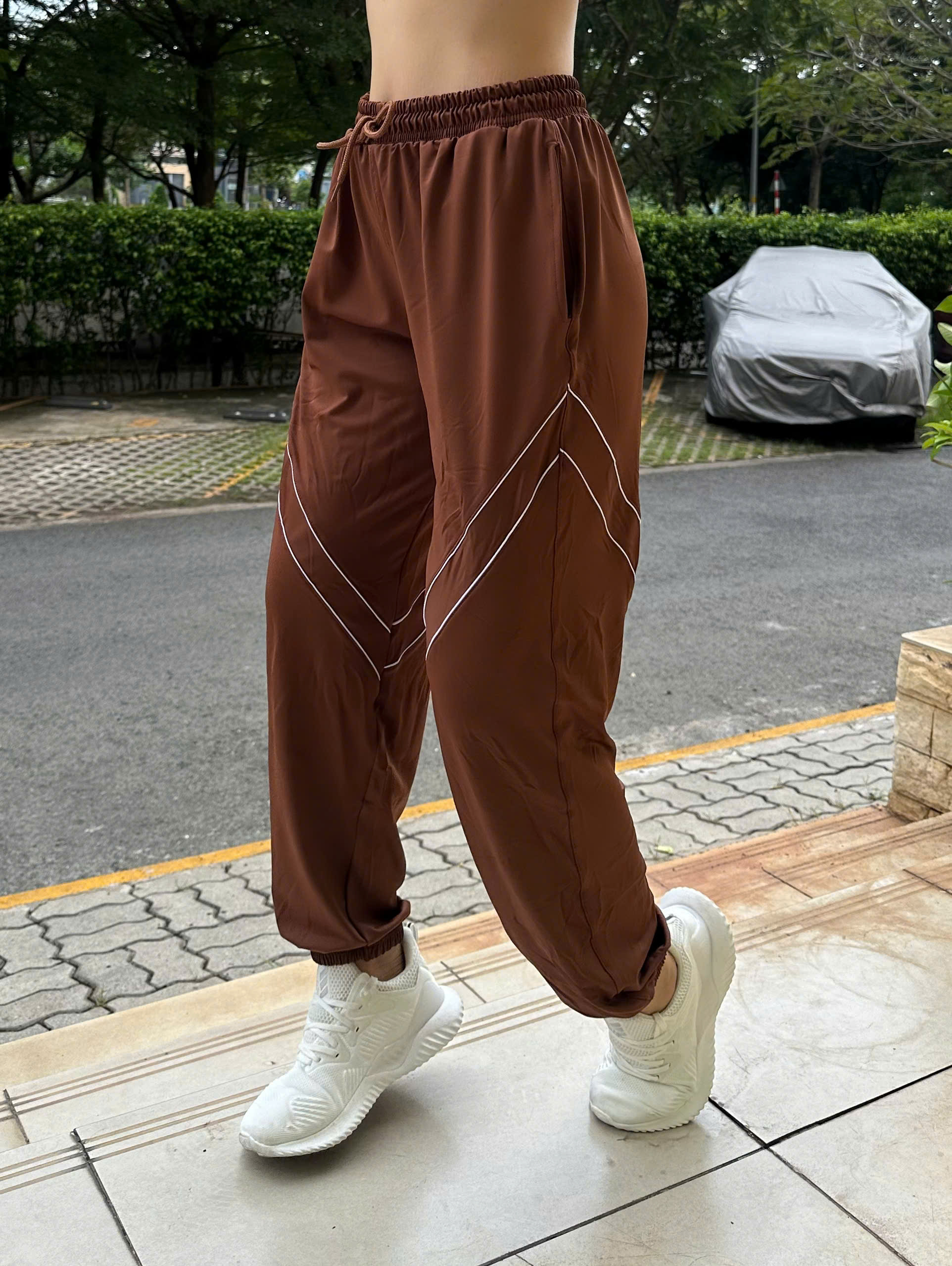 Quần jogger dài thể thao chất thun lạnh co giãn 4 chiều