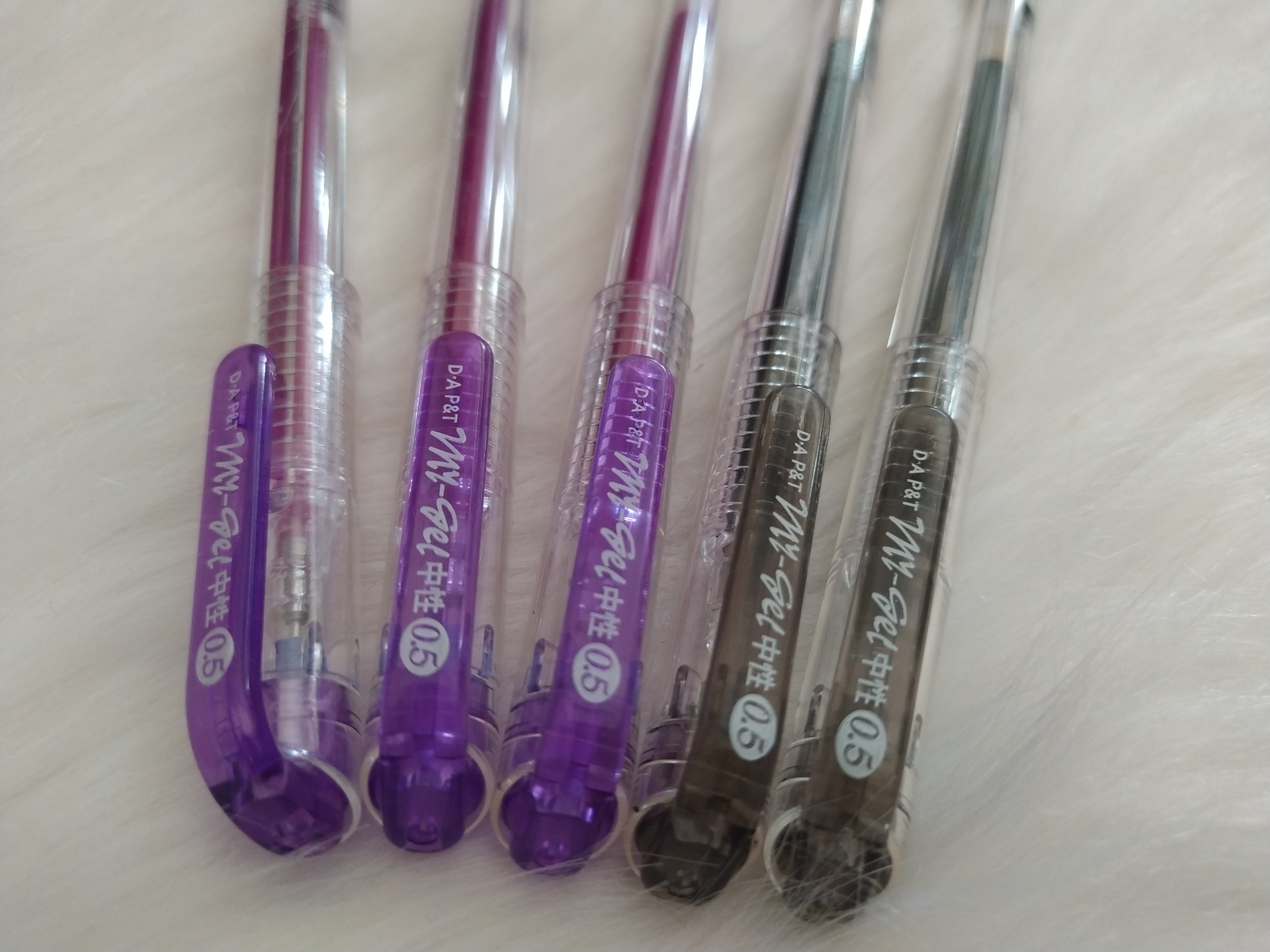 [HCM] Bút nước My GEL Đông- Á P&T ( xanh/ đỏ/ đen/ tím )