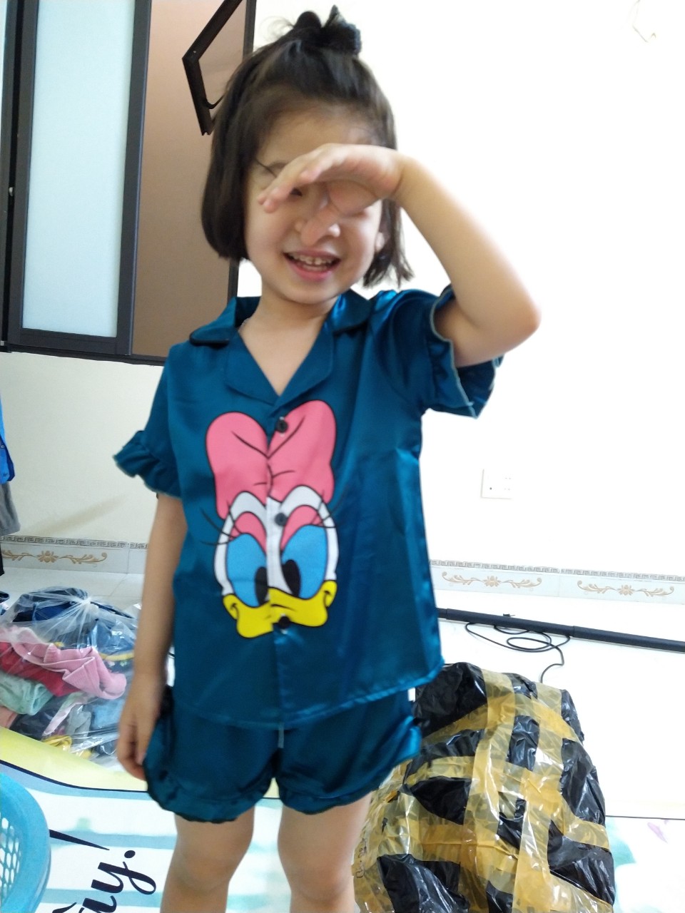 Bộ lụa  vịt DONAN cho  bé gái (Hình chụp thật)