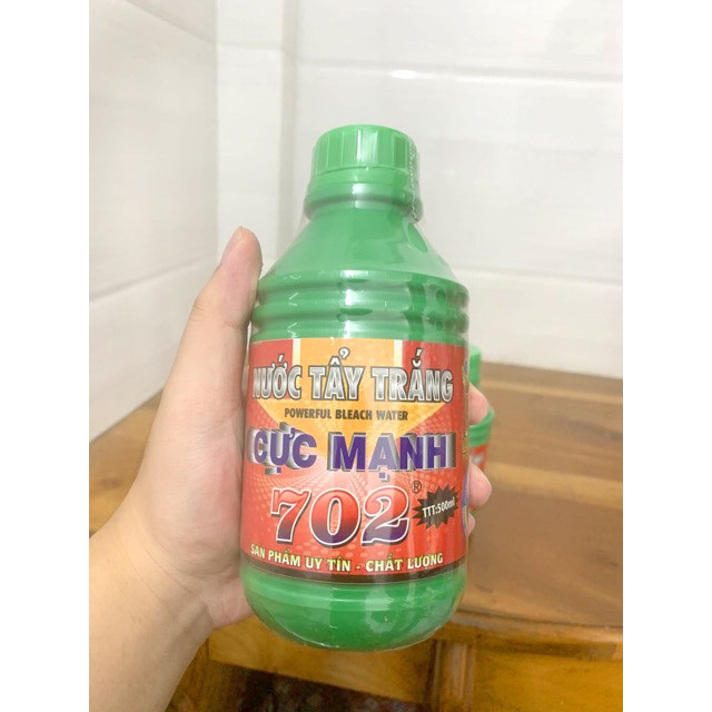 Nước tẩy trắng siêu mạnh 702 - chai 500ml ( vệ sinh lốc máy, đầu bò xe, bình xăng,...)