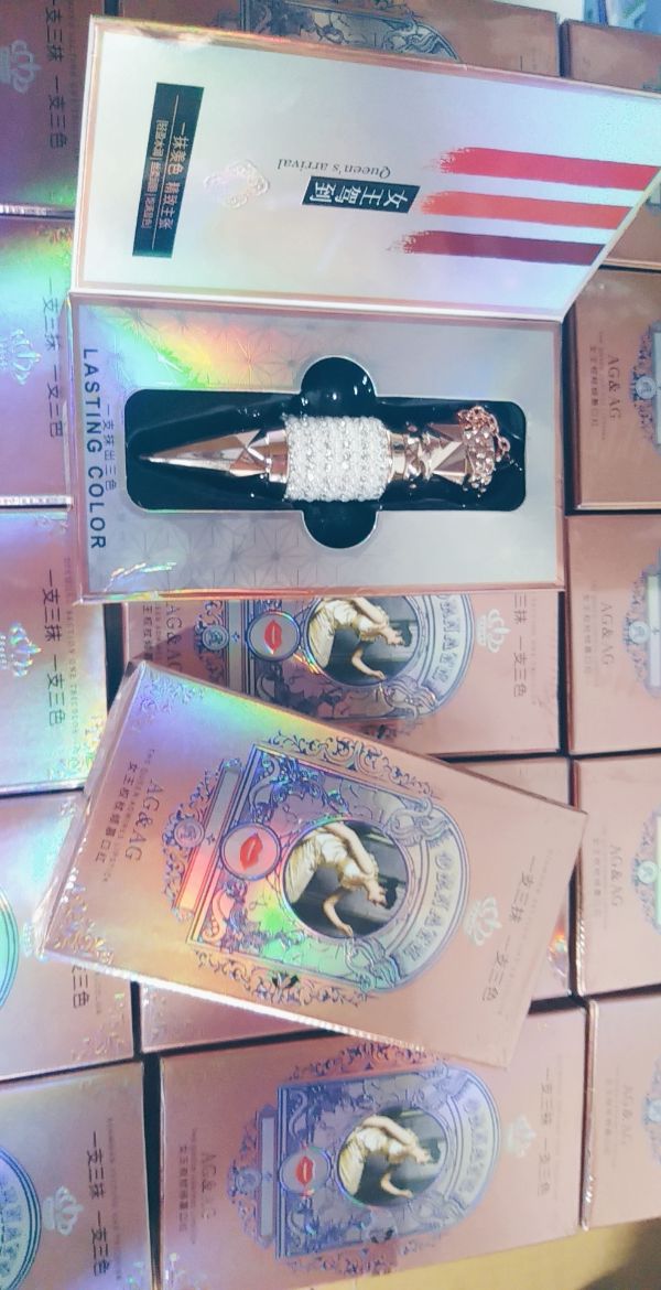 Son Nữ Hoàng, son 3 màu