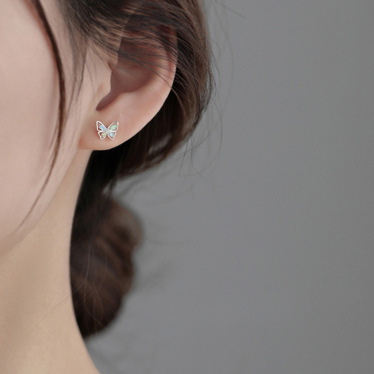 1 đôi - Khuyên tai mạ bạc bướm nhiều màu