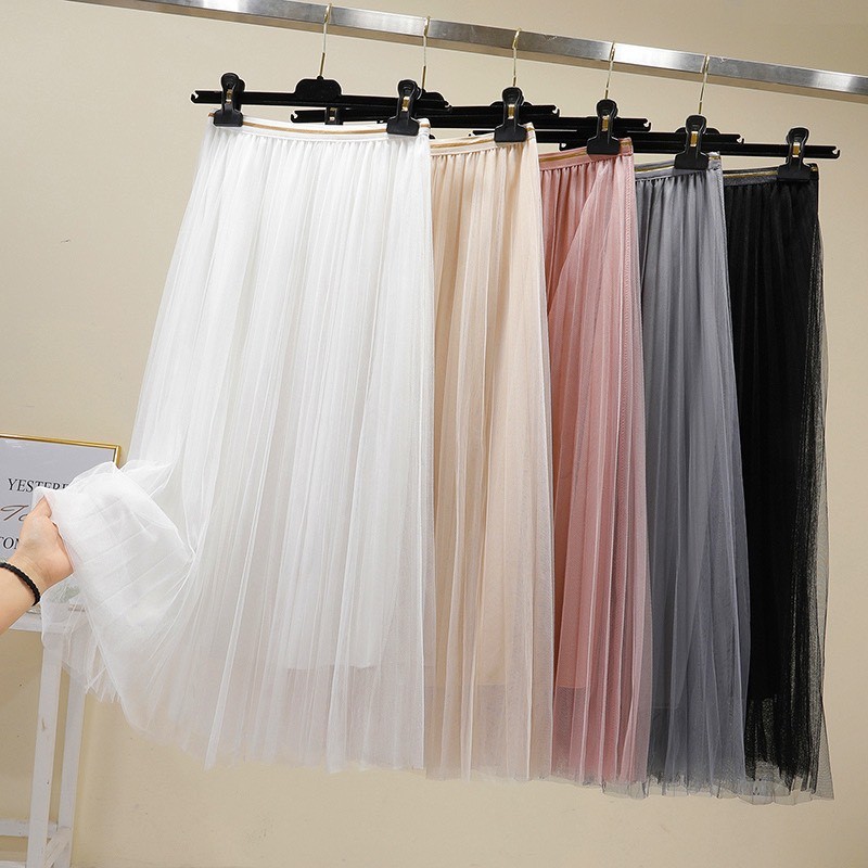 Mua Chân váy Maxy, chân váy dài, xoè nhẹ, 2 lớp lụa lót và lưới, form đứng  thời trang, tôn dáng, màu đen - V01D - Size L: 58-65kg tại Hum Outfit | Tiki