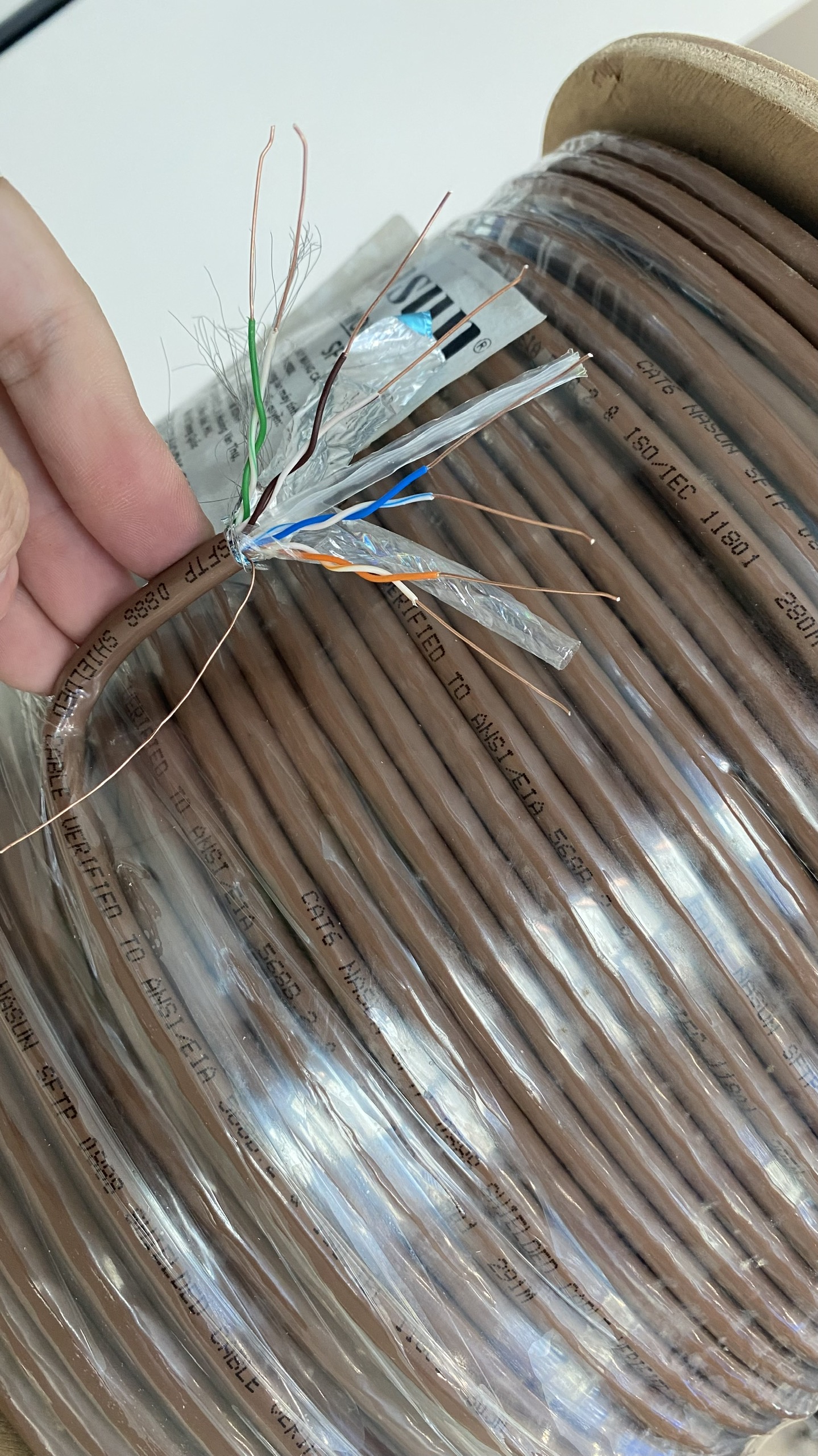 (Cuộn 305m). Dây mạng Cat6 SFTP Nasun SFTP 0888