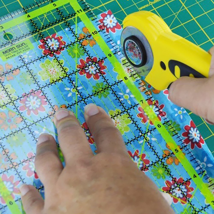 30*15aa 2hướa quil2 a1y kẻ dọa aằn9 nhự1 2ron9 suố2 hình vuôn9 2hướa aắ2 vải 2ron9 a1y 9hép vải