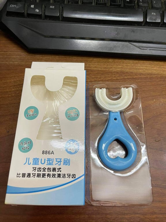 Bàn Chải Đánh Răng Trẻ Em Hình Chữ U - Silicon Siêu Mềm Cho Bé