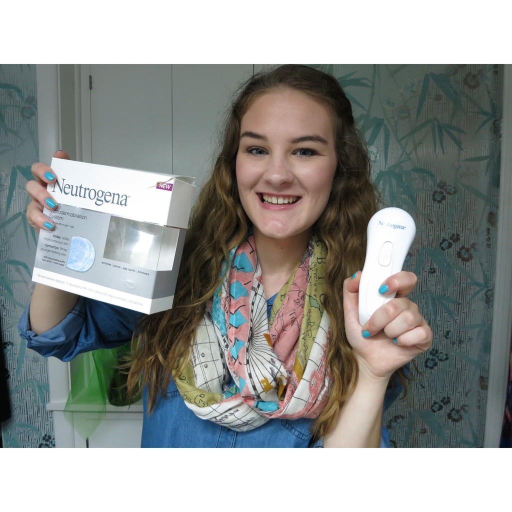 Máy rửa mặt Neutrogena Microdermabrasion System.