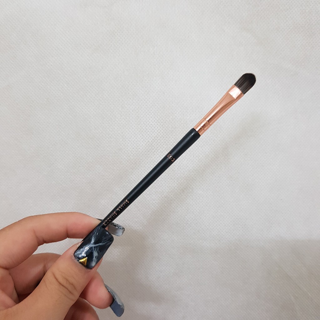 Cọ tán phấn mắt Vacosi collection Pro-makeup E-03 Shader
