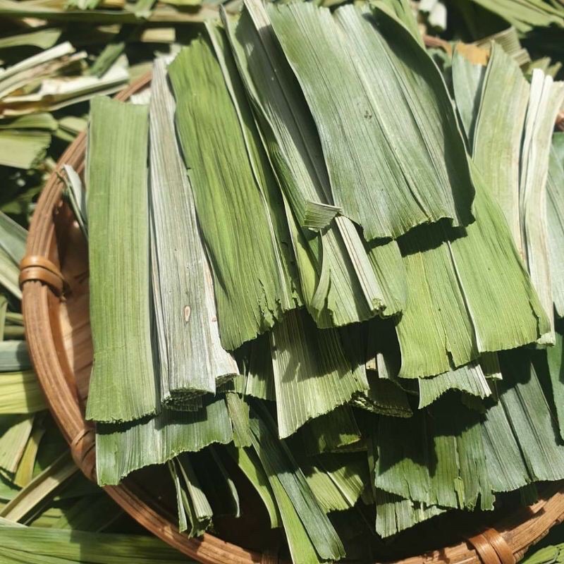 Lá dứa sấy khô - túi 100g