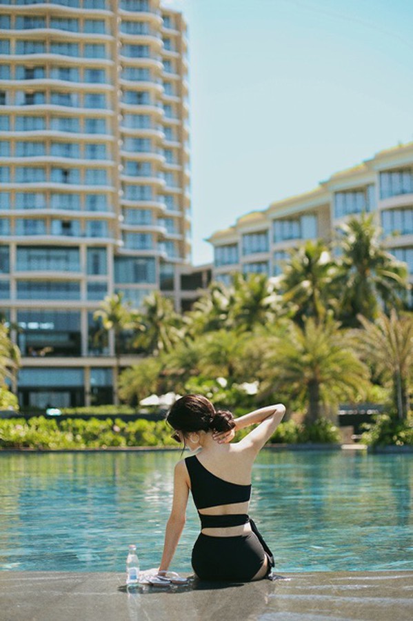 Đồ Bơi 1 Mảnh Cột Eo