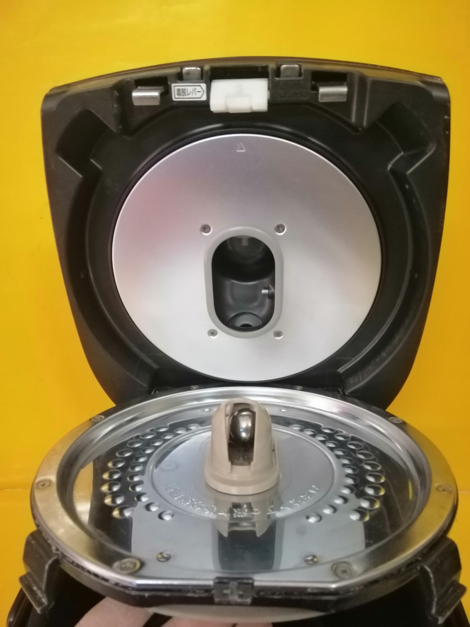 Nồi cơm nội địa Nhật HITACHI áp suất (1.0L) RZ-SR10J (2005195) đỏ