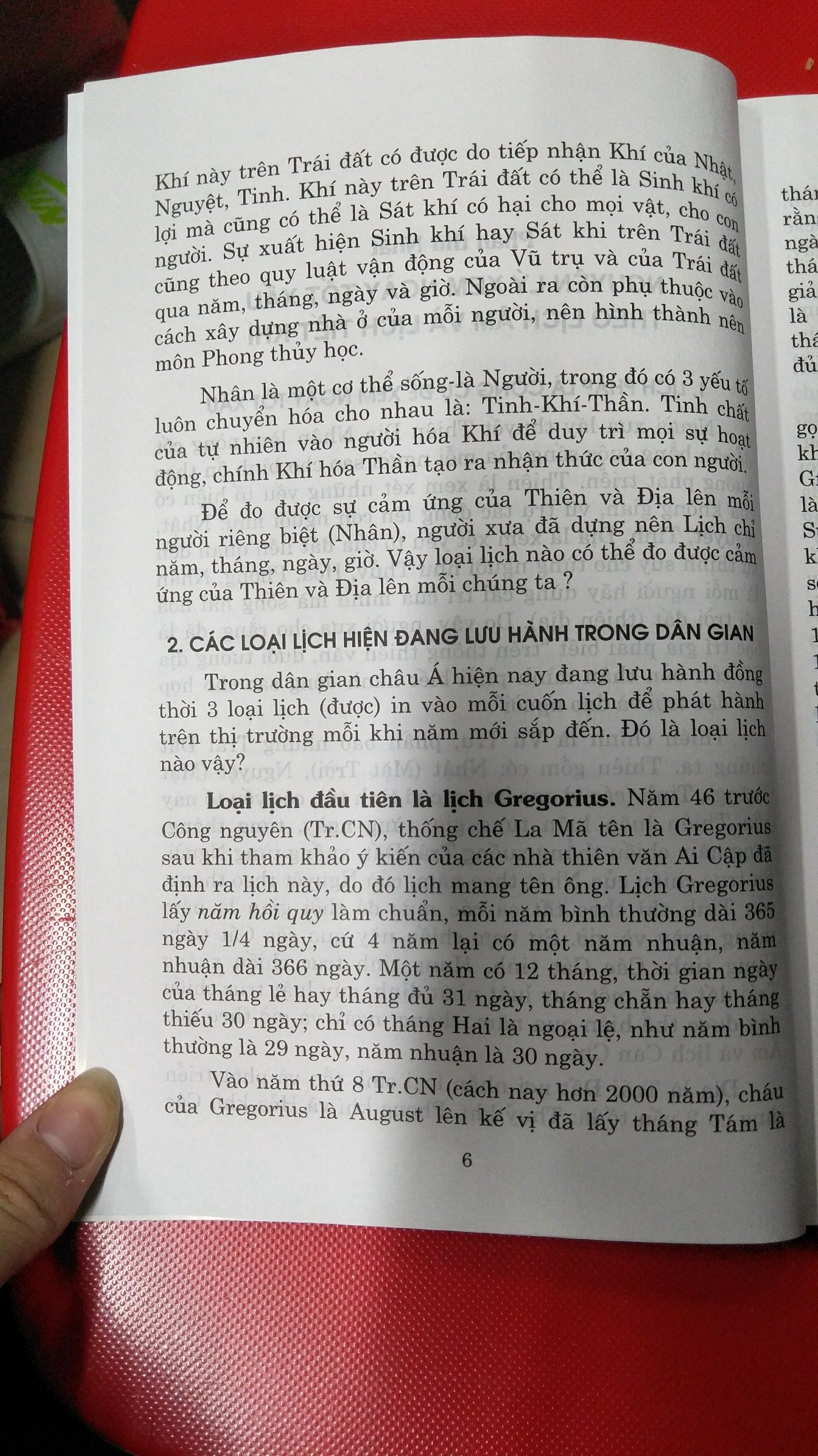 sách - cách xem ngày tốt xấu