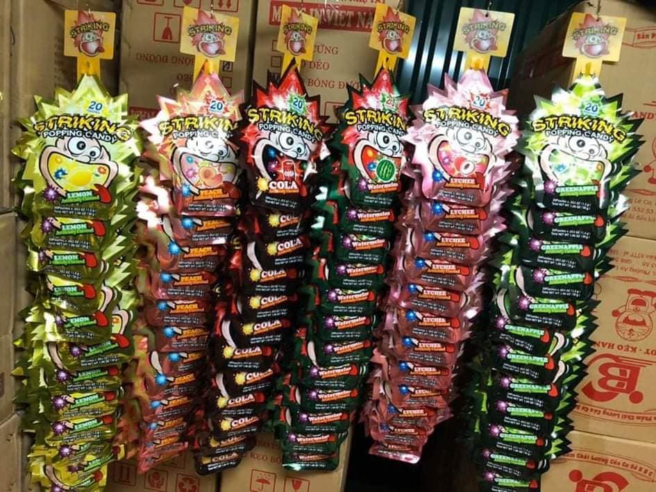 1 GÓI 30gr KẸO NỔ STRIKING HONGKONG