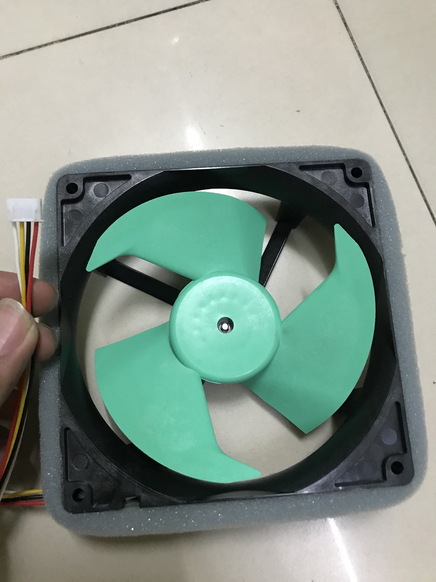 [HCM]quạt tủ lạnh panasonic 4 dây 14v 124cm x 124cm