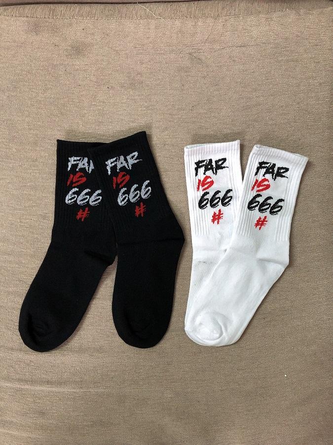 [HCM]Combo 2 đôi vớ (tất) unnisex Off White chữ FAR IS 666# (trắng  đen)
