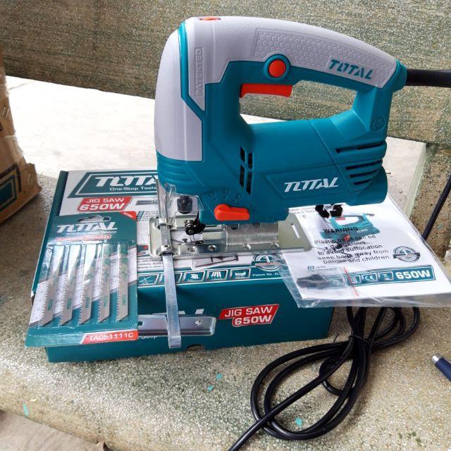 Máy cưa lọng total ts206806 650w máy cưa cầm tay tốc độ không tải 800-2800v/p, kèm 5 lưỡi cưa và 1 bộ than