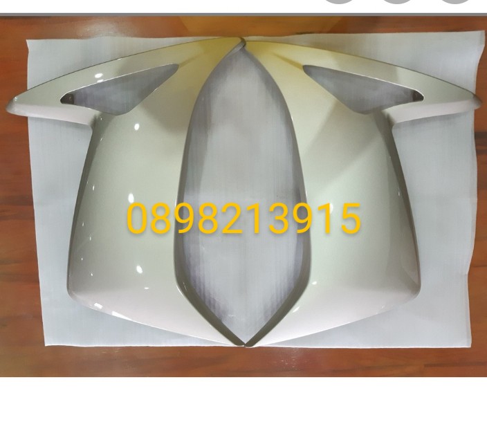 Cánh yếm ngoài Nouvo  LX màu bạc