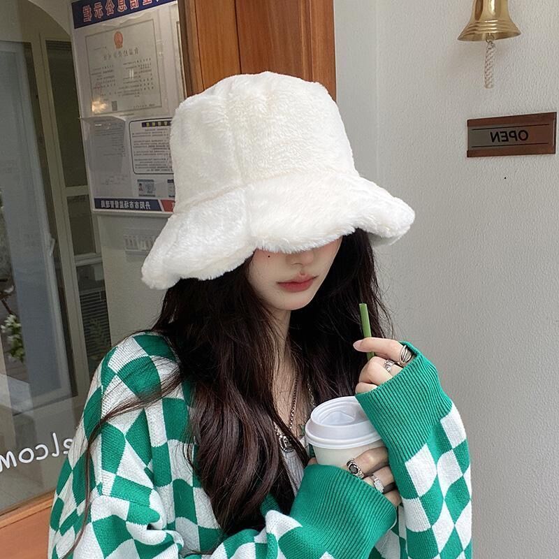 Nice thick petal feather hat RQN2196 - requane