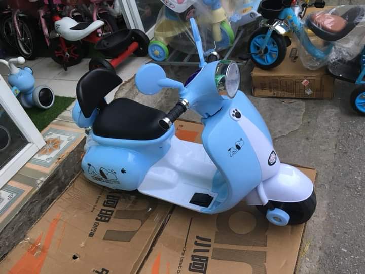 Xe máy điện Vespa cho bé