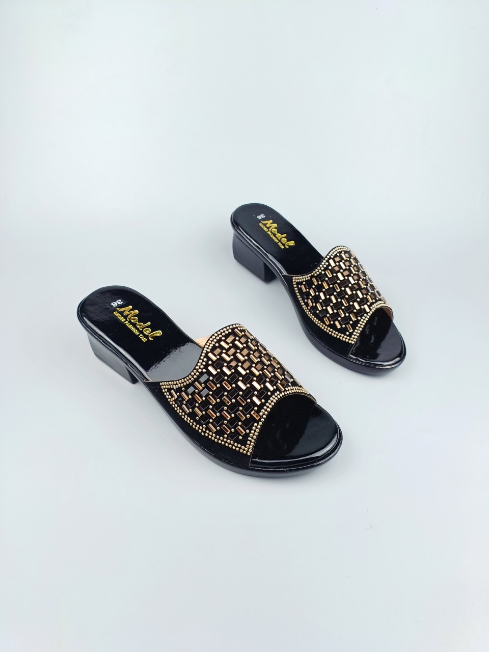 Dép cho mẹ 4cm size lớn 36-41 CAROLINA