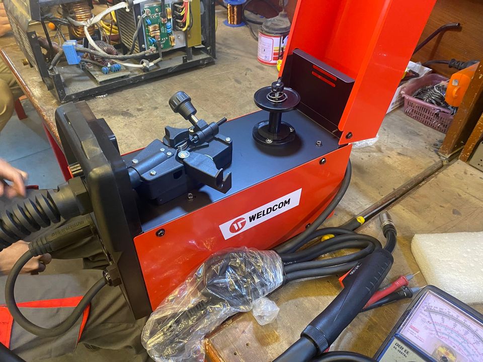 [Tặng kèm cuộn dây hàn mig]  Máy hàn mig bán tự động Weldcom Multimag V1200
