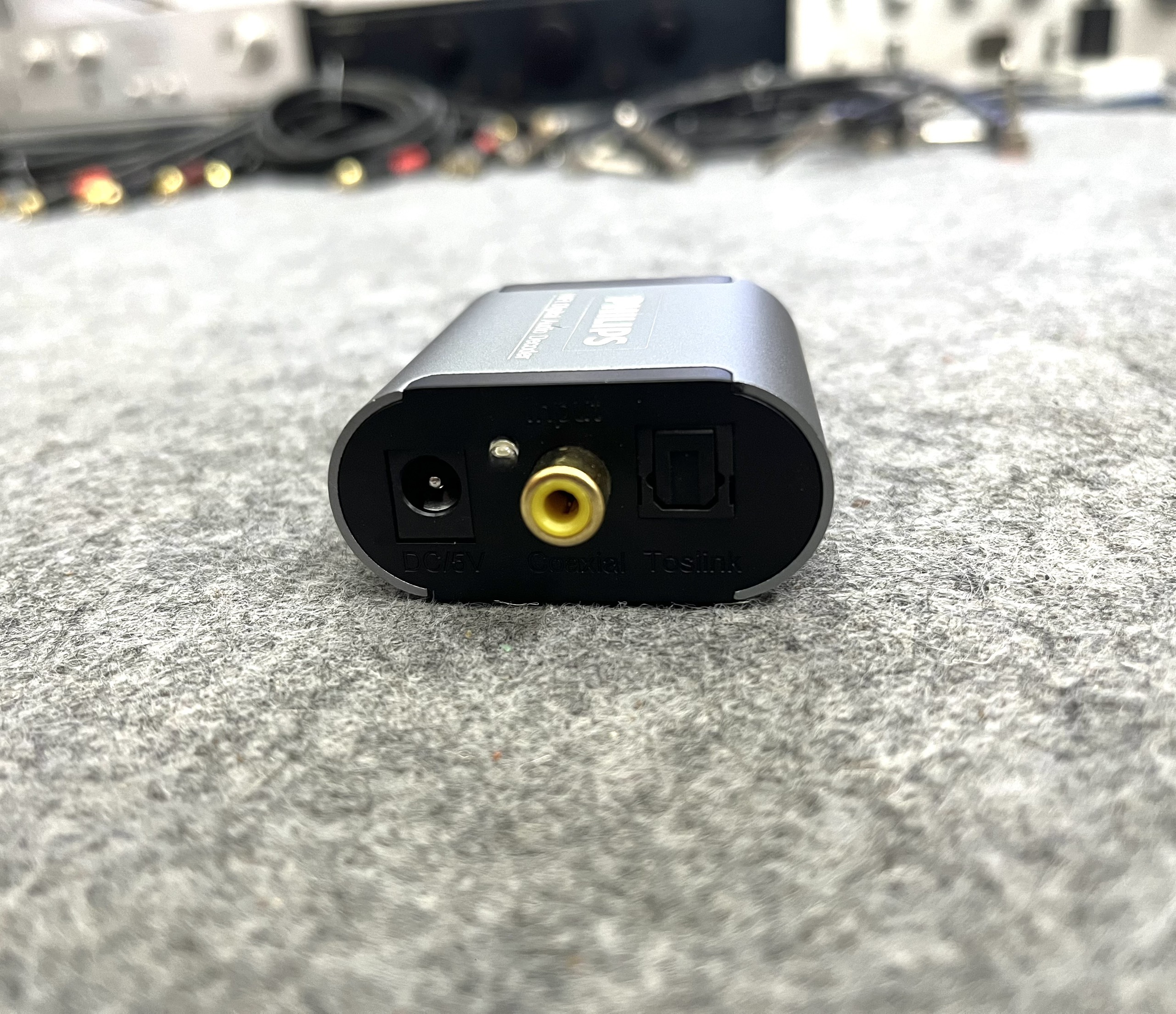 Bộ Chuyển Đổi Âm Thanh ( Chuyển đổi quang ) PHILIPS Model PL05 - to AV, 3.5mm