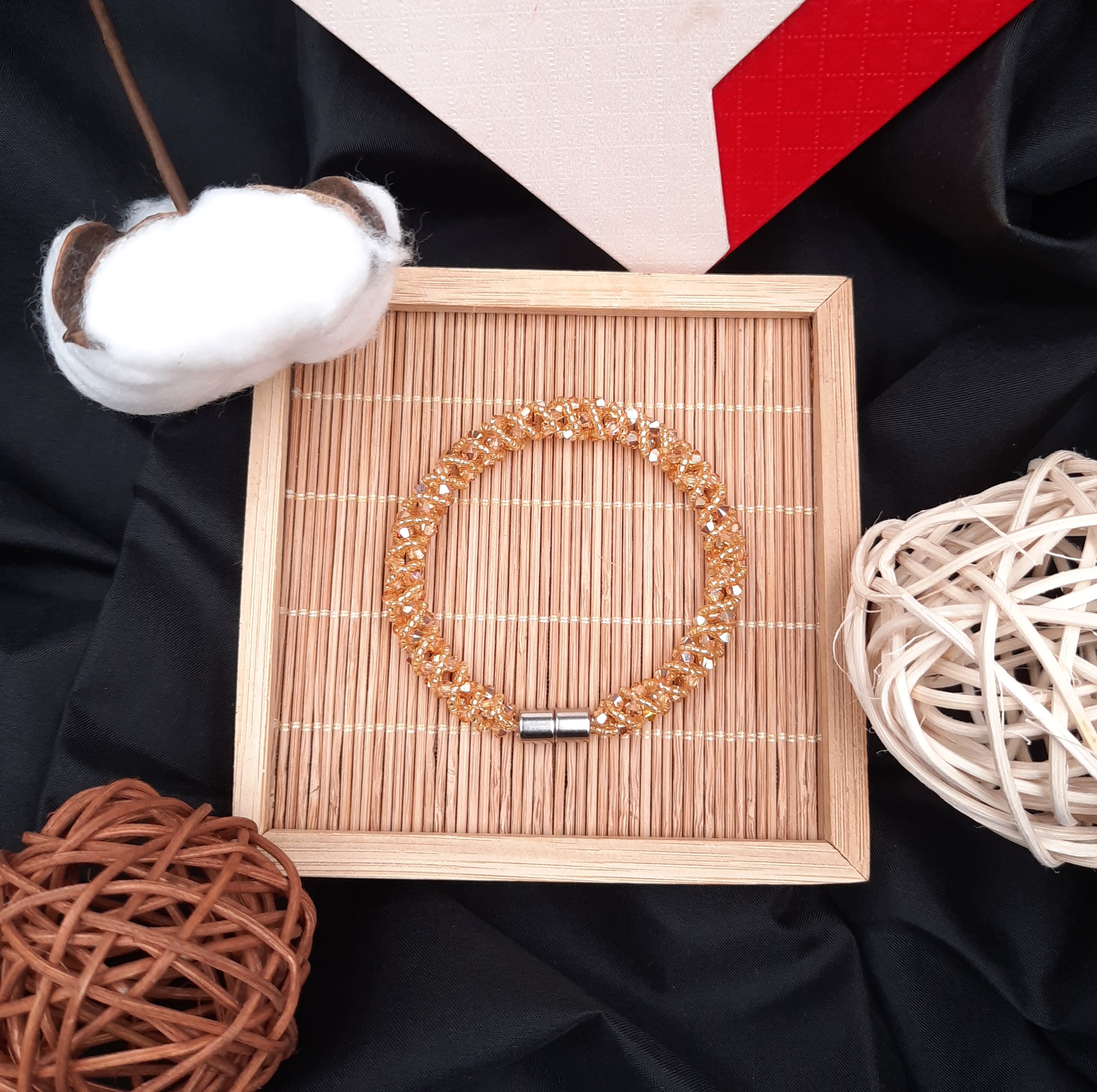 [HCM]Vòng tay nữ Pha lê Áo vàng 4li