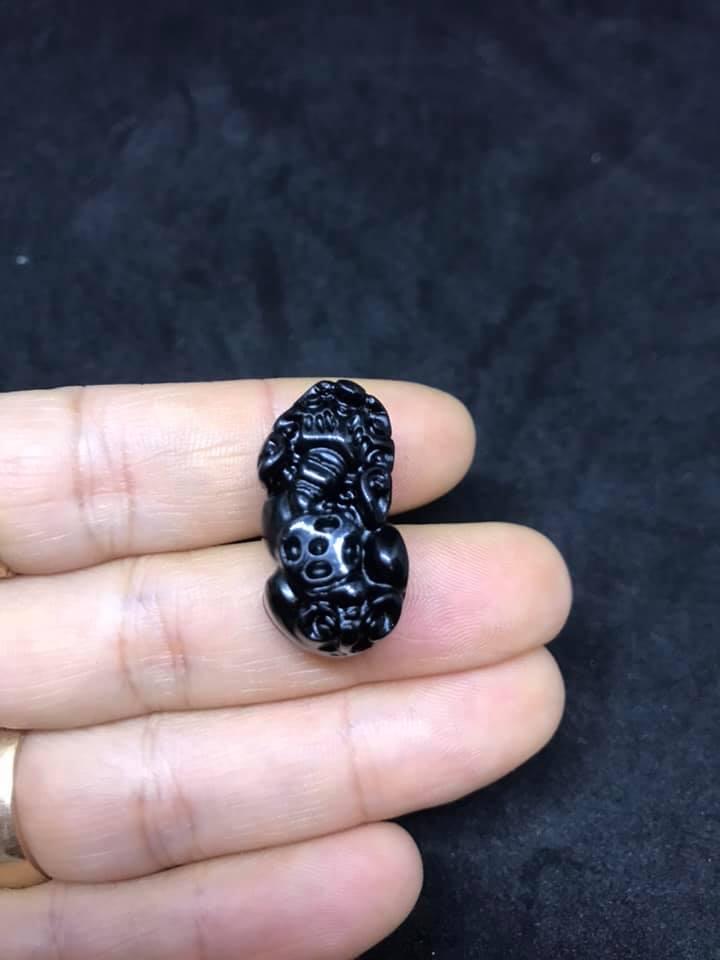 [HCM]MẶT TỲ HƯU ĐÁ NÚI LỬA Obsidian 1A_Nhỏ- TẶNG KÈM DÂY ĐEO