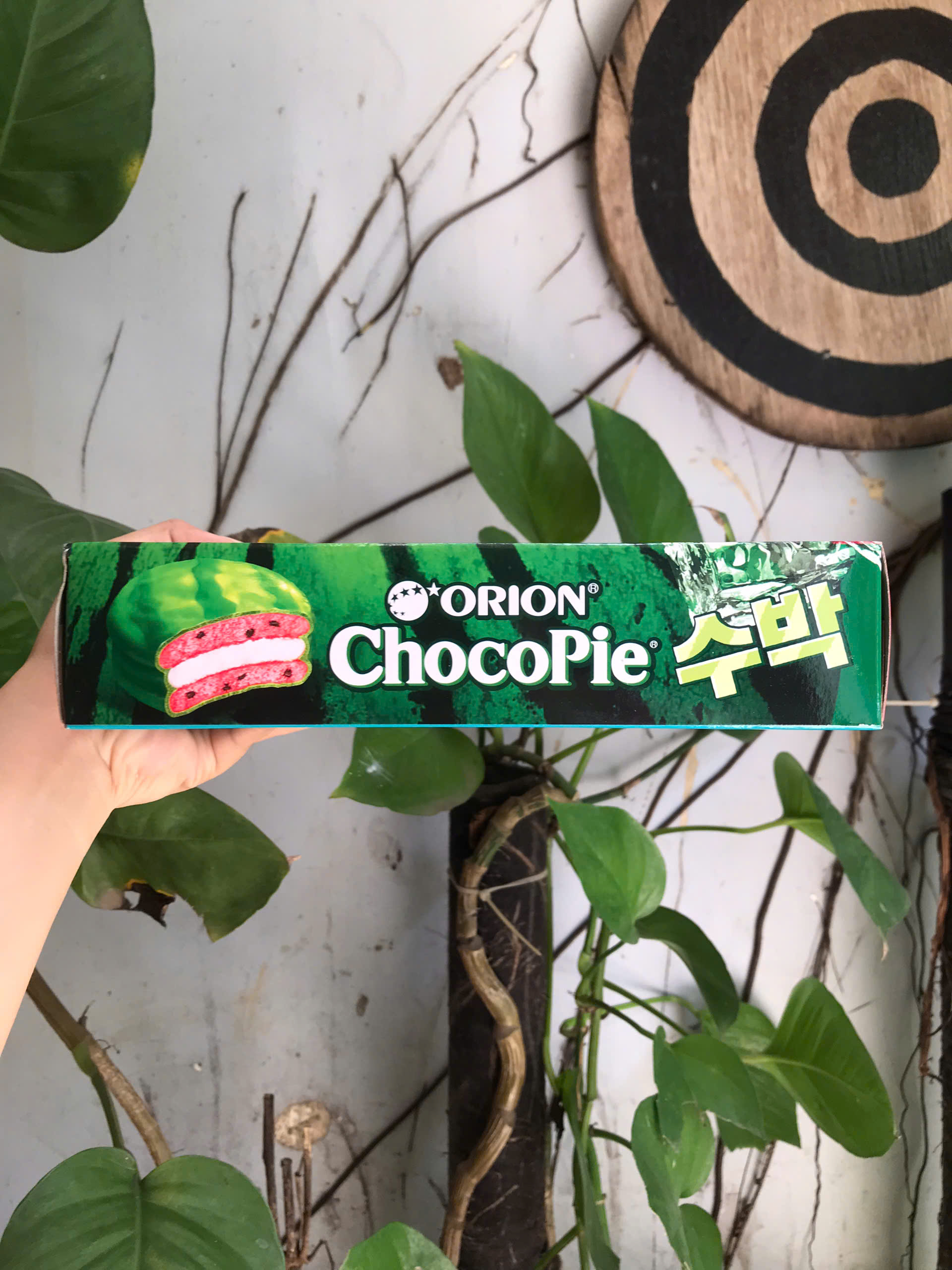 Bánh Choco Pie Orion Vị Dưa Hấu (Hộp 12 cái)