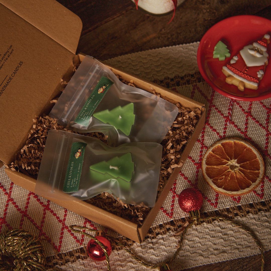 Nến Thơm Tealight Hình Cây Thông Noel Chia.kandles (0,58oz)