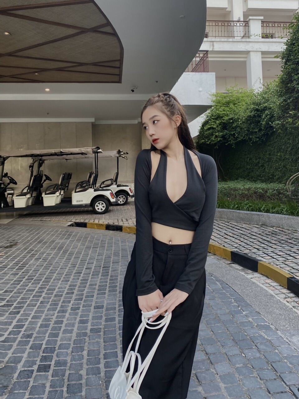 Áo croptop nữ tay dài | HAVA TOP - CLÉLIE