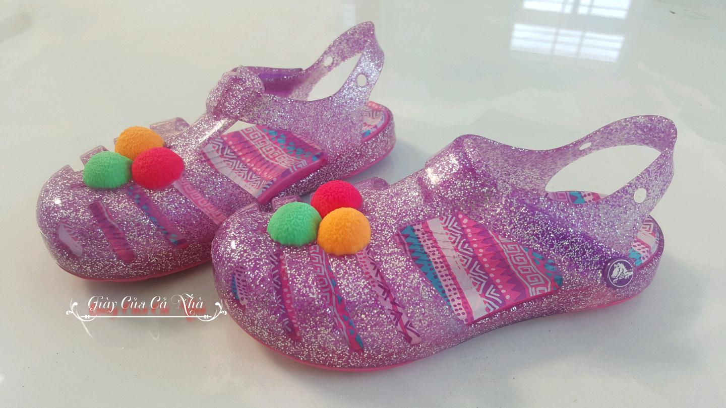 Sandal Crocs Issabel trẻ em