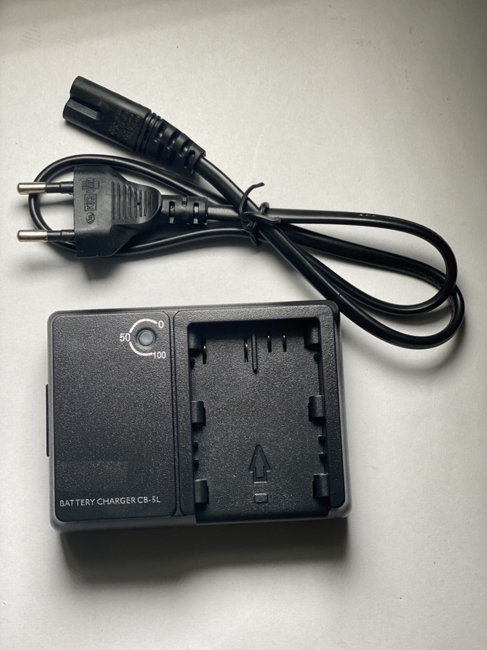 Pin thay thế pin máy ảnh BP-511A