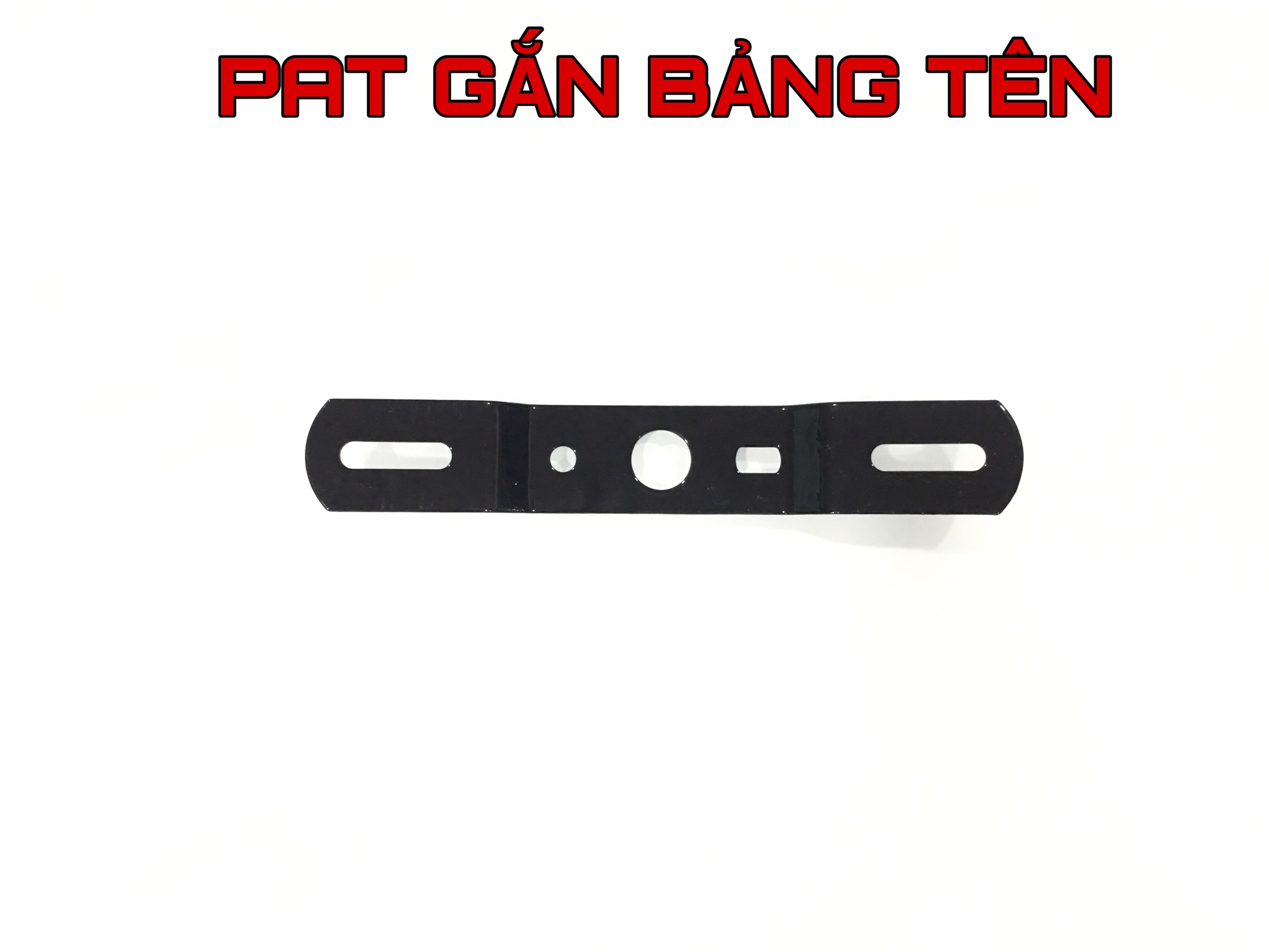 Pat gắn bảng tên xe máy
