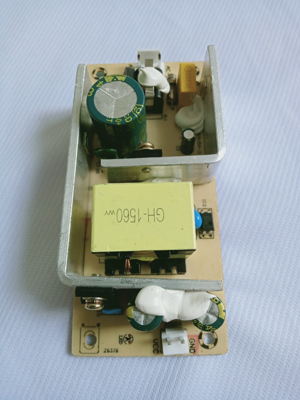 MẠCH NGUỒN SẠC BÌNH CHO LOA KÉO 15V-6A