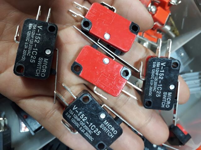 10 Công Tắc Hành Trình 1C25