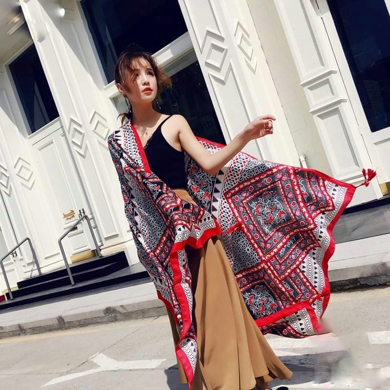 Khăn choàng Boho đi biển