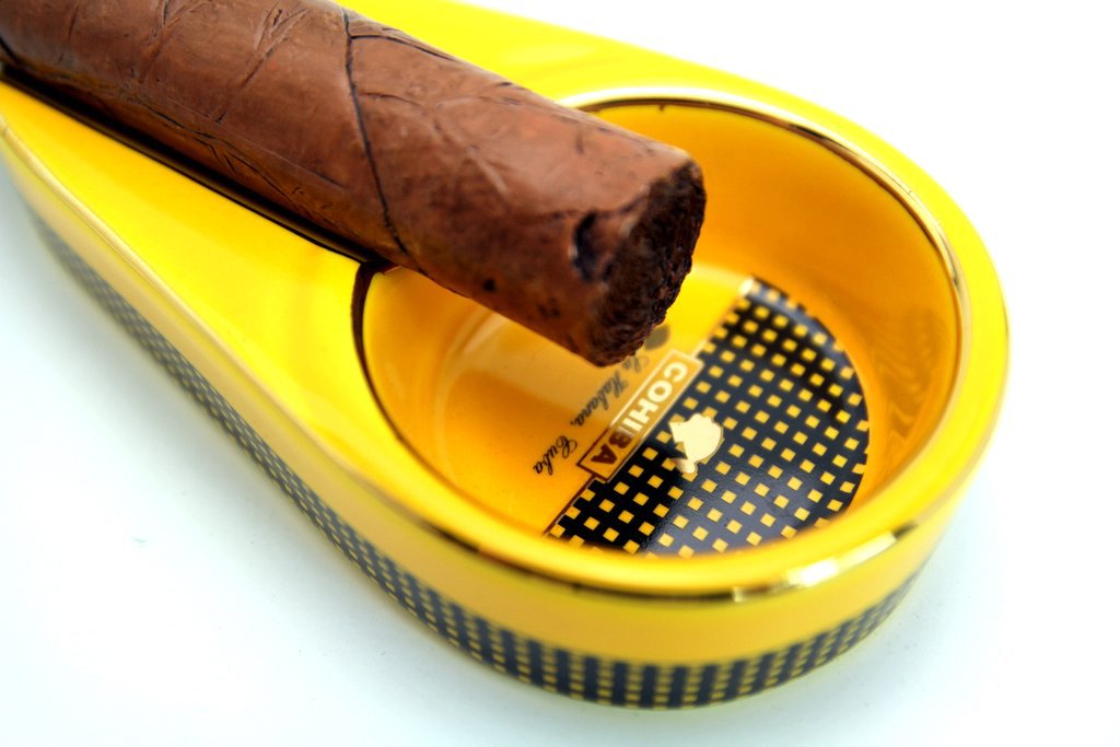 GẠT TÀN XÌ GÀ COHIBA NHỎ