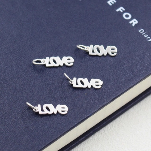 [S925] Charm bạc treo chữ Love - MH168