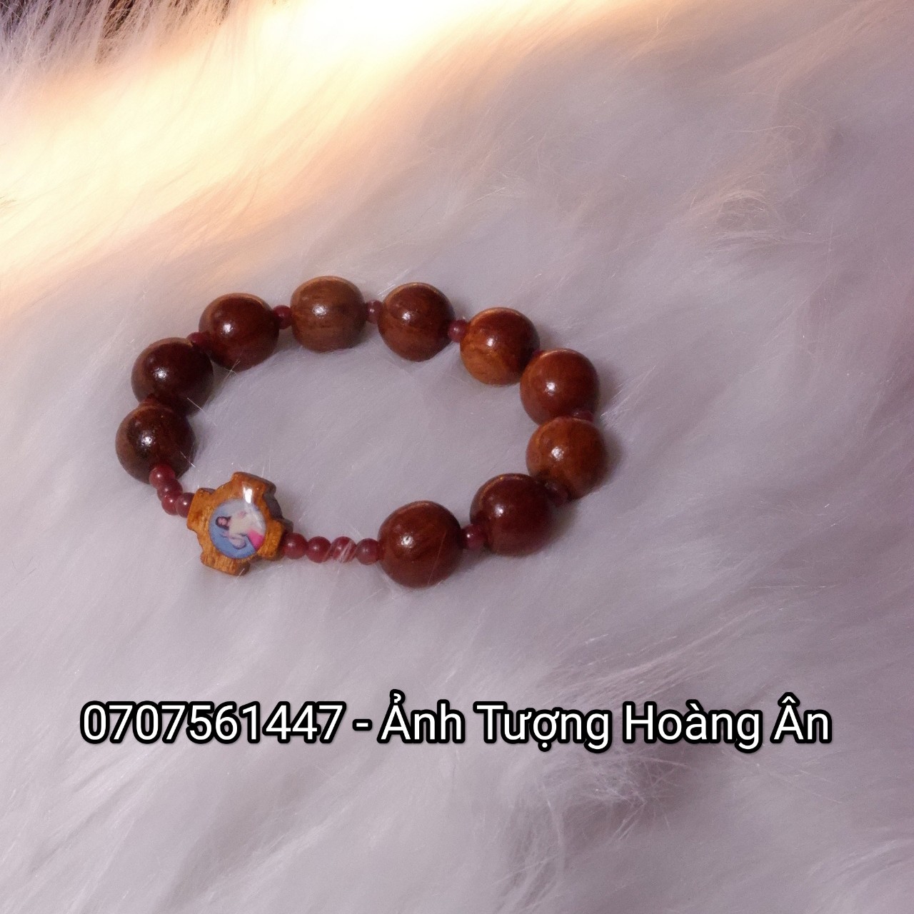 VÒNG TAY CHUỖI HẠT MÂN CÔI BẰNG GỖ