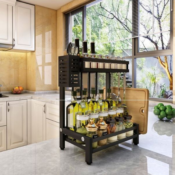 Kệ gia vị thép đen đa năng 2 tầng có ống cắm đũa và giá để thớt giúp để gọn đồ tiện lợi  Kích thước 2 tầng : 33x20x40 cm